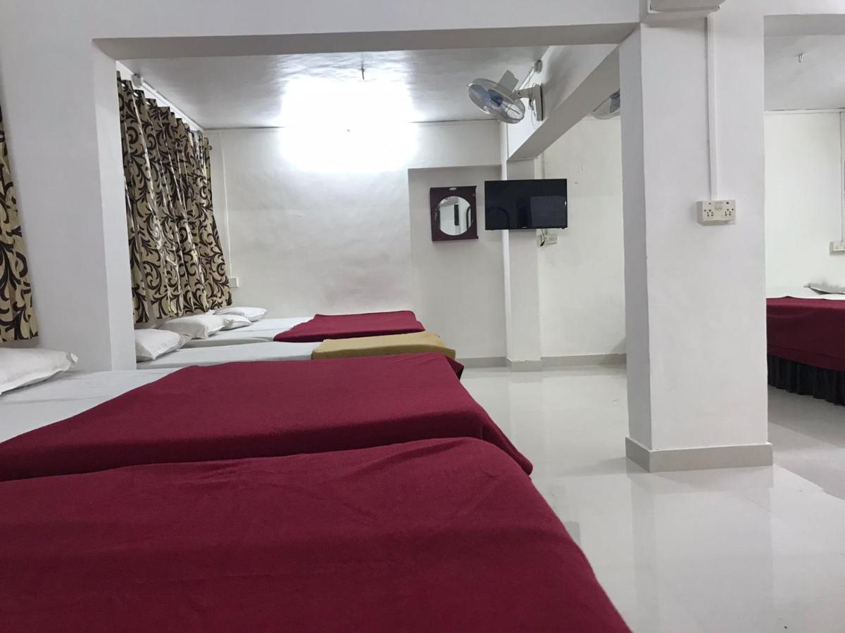 Hotel Priti International Mapusa Bagian luar foto