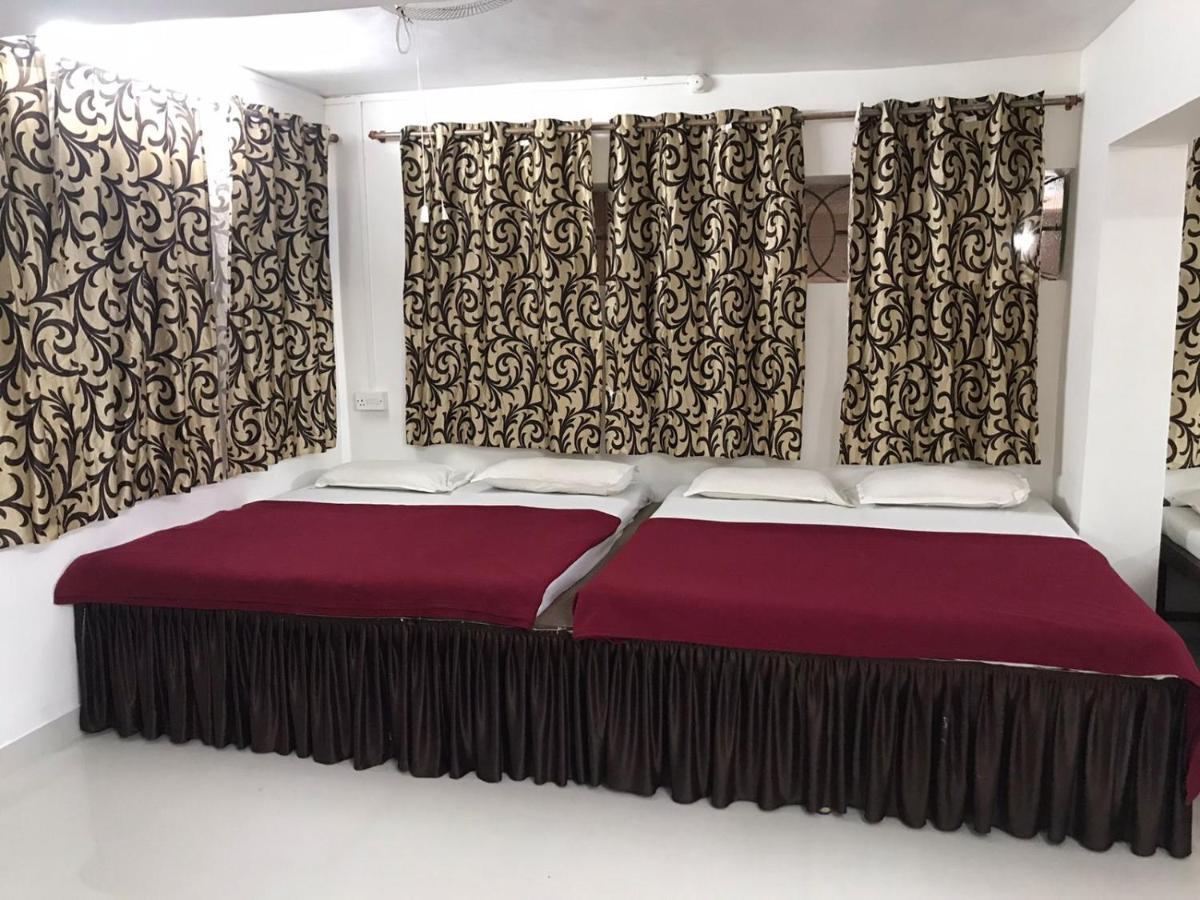 Hotel Priti International Mapusa Bagian luar foto